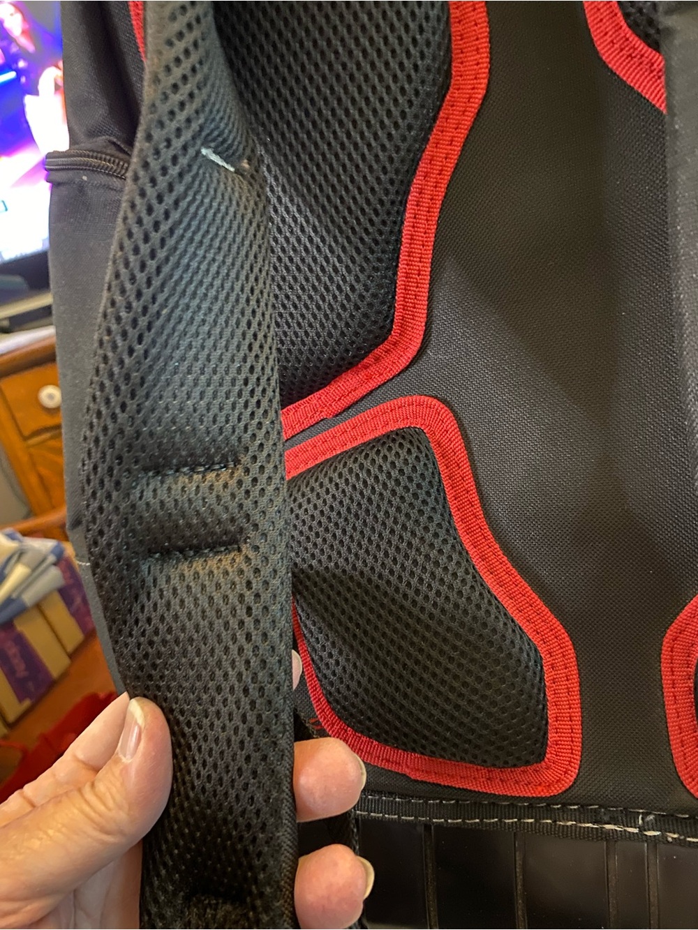 Husky Tool Backpack Heavy Duty Rubber Bottom Storage Bag Cushion Back Red Black - Picture 13 of 16